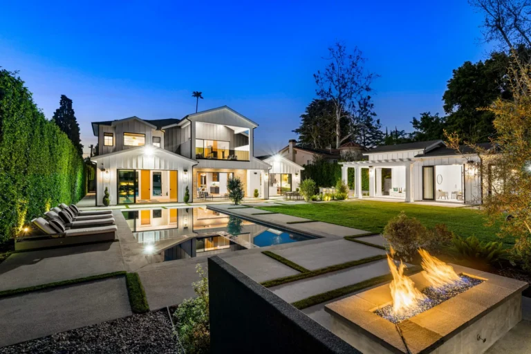 New construction by Mayer's Construction